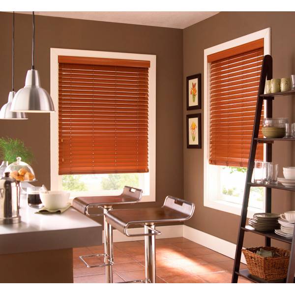 Купить Горизонтальные пластиковые жалюзи 50 мм под дерево недорого